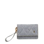 Cartera Flap Mediana Textil con Maneral color Gris