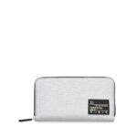 Cartera Grande Cierre Sencillo color Plata