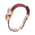 Reloj casual con logo como caja y carátula, correa de piel - Imagen 2