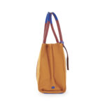 Bolsa Satchel Grande con Charm color Ocre - Imagen 2