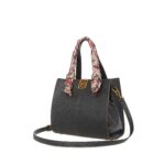 Bolsa Satchel Chica con Mascada color Negro - Imagen 5