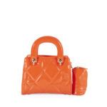 Bolsa Satchel Cloe Charol Acolchada con Monedero color Naranja - Imagen 3