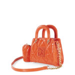 Bolsa Satchel Cloe Charol Acolchada con Monedero color Naranja - Imagen 5
