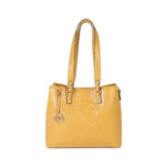 Bolsa Tote con Charm color Amarillo Ocre