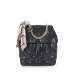 Mochila Acolchada con Mascada color Negro