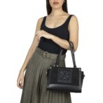 Bolsa Satchel Mediana Atemporal color Negro - Imagen 5